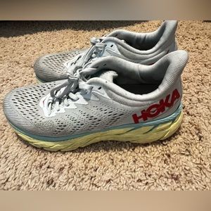 HOKA Clifton 7